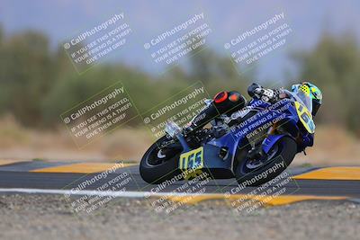 media/Sep-24-2022-CVMA (Sat) [[a45f954247]]/Race 14 Amateur Supersport Open/